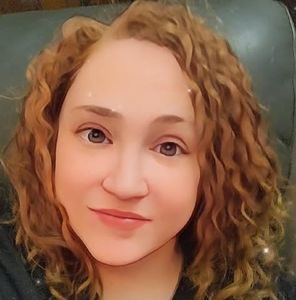 Meet your Posher, Laurie